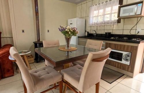 Praia Grande Maison | Hospedagem Aconchego da casa Rosa