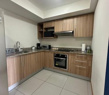 Heredia Appartement | Hospedaje cómodo con oficina