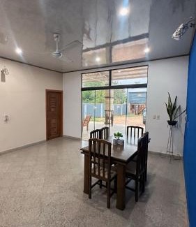 Piribebuy Hôtel | Hospedaje Diamante