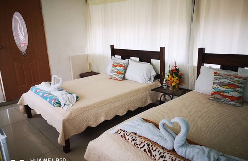 Ciudad Cortes Hôtel | Hospedaje la Galerie, Villas con aire acondicionado, piscina al aire libre,