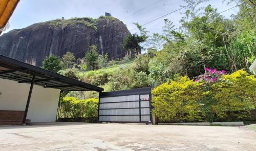 Guatape Hôtel | HOSPEDAJE VILLA SAMARA