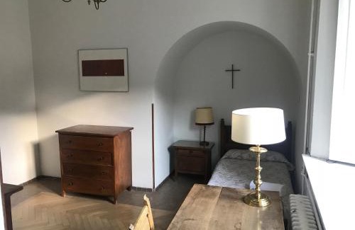 San Lorenzo de El Escorial Maison | Hospedería Santa Cruz