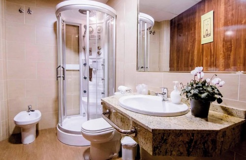 Peligros Hôtel | Hospedium Hotel Blu Fonseca