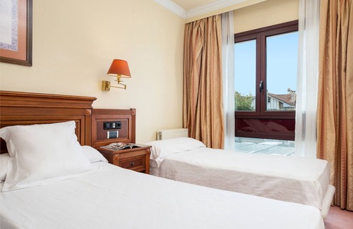 Loiu Hôtel | Hospedium Hotel Blu Loiu