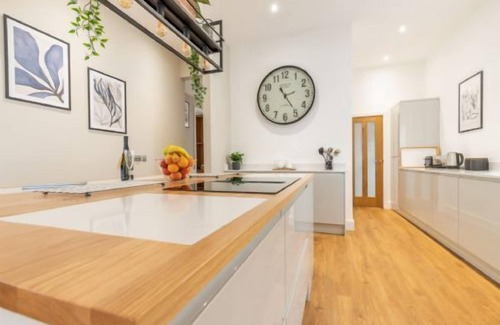 Cromer Maison | Host & Stay | Crimond House