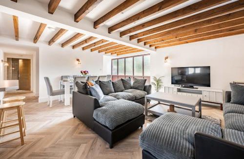 Roughton Maison | Host & Stay - Fender Cottage