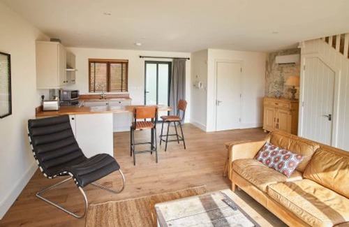 Castle Acre Maison | Host & Stay | Number Two, PigLets