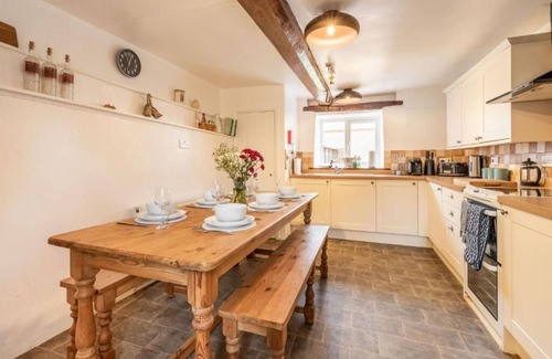 Thorpe Market Cottage | Host & Stay | Sand Pit Cottage