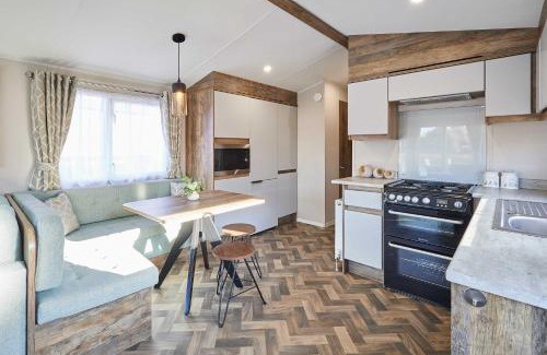 Malton Chalet De Ski | Host & Stay - Serenity