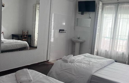 Centro Maison | Hostal Alonso No Limit Madrid