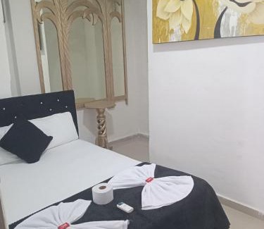Sur Oriente Maison | Hostal Asturias Real