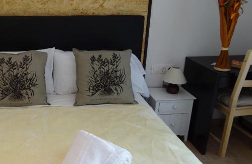 Sant Antoni Maison | Hostal Balkonis