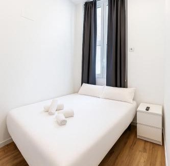 Cuatro Caminos Maison | Hostal Bernabeu