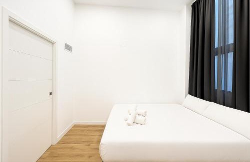 Cuatro Caminos Maison | Hostal Bernabeu