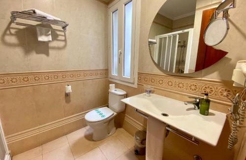 Cervera Hôtel | Hostal Bonavista