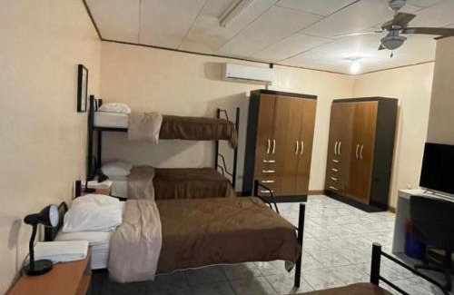 Liberia Maison | Hostal Central Park Liberia