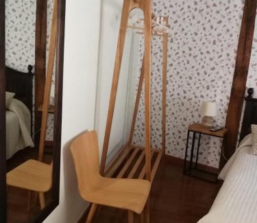 Cervera de Pisuerga Maison | Hostal El Resbalon
