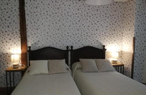 Cervera de Pisuerga Maison | Hostal El Resbalon