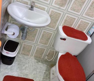 Bolivar Maison | Hostal Ensueño Peñonero