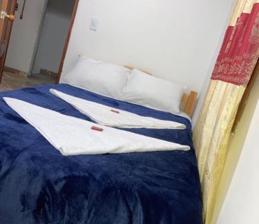Bolivar Maison | Hostal Ensueño Peñonero