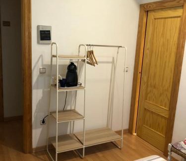 Abena Maison | Hostal Escartín