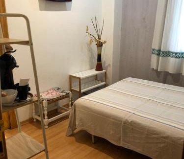 Abena Maison | Hostal Escartín