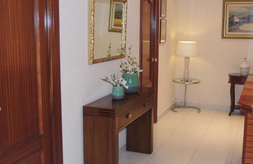 Cortes Maison | Hostal Gonzalo