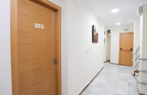 La Linea de la Concepcion Hôtel | Hostal la Campana