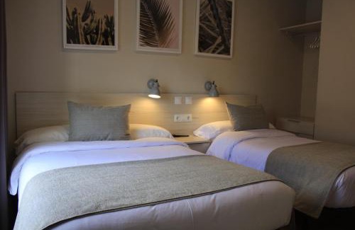 Sabadell Maison | Hostal La Romànica