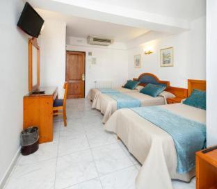 West End Hôtel | Hostal Marí