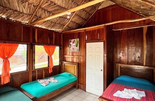San Agustin Lanquin Auberge | Hostal Oasis The Traveler - Hostel