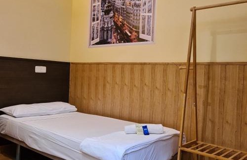 Cortes Maison | Hostal Oporto