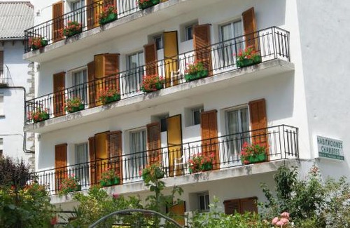 Chisagues Maison | Hostal Pirineos Meliz