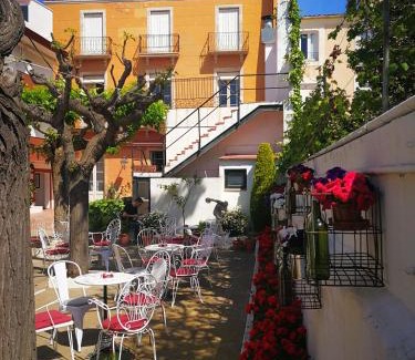 Palafrugell Maison | Hostal Plaja i Pati de Can Plaja