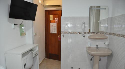 Valladolid Maison | Hostal Ramón y Cajal