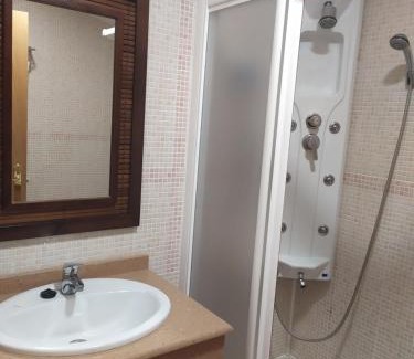 Villarrubio Maison | Hostal Restaurante Bustos
