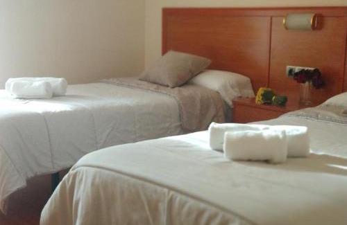Villafria Maison | Hostal Restaurante Iruñako