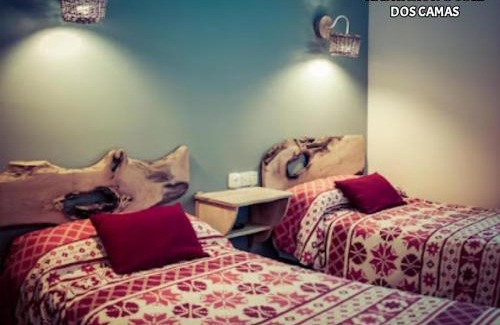 Taull Maison | Hostal Rural Sant Climent - Habitacions i Apartaments