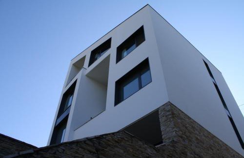 Villafranca del Bierzo Maison | Hostal Tres Campanas