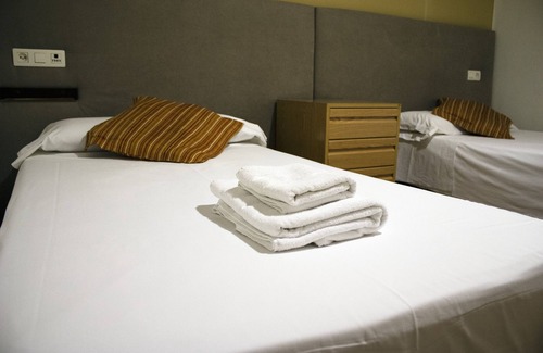 Valdepenas Hôtel | Hostal Valdepeñas by Bossh Hotels