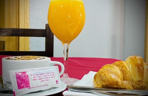 Valdepenas Maison | Hostal Valdepeñas by Bossh! Hotels