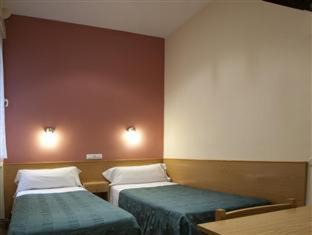 Embajadores Maison | Hostal Zabala