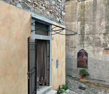 Borgio Verezzi Appartement | Hostdomus - Perla nel Borgo