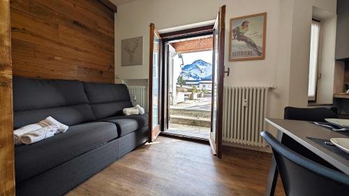 Sestriere Appartement | Hostdomus - Royal Oak