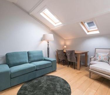 Wassenaar Appartement | Hosted by wendy Old city charming accommodation