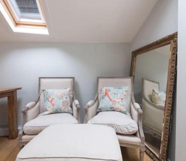 Wassenaar Appartement | Hosted by wendy Old city charming accommodation