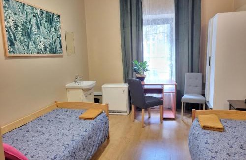 Gliwice Auberge | Hostel Gliwice Centrum PARKING