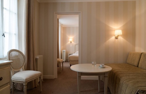 Paray-le-Monial Hôtel | Hostellerie des Trois Pigeons