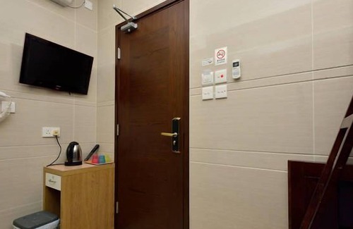 Prince Edward Appartement | Auberges pour 5pax @Mongkok MTR 3min (Rm1)
