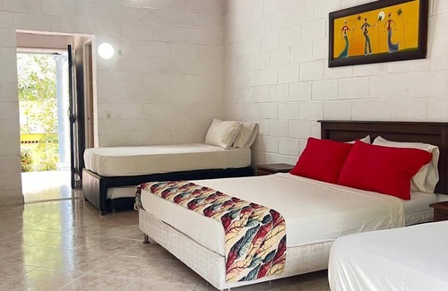 Olaya Hôtel | Hosteria florida tropical